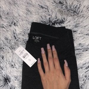 LOFT OUTLET NWOT dark grey leggings